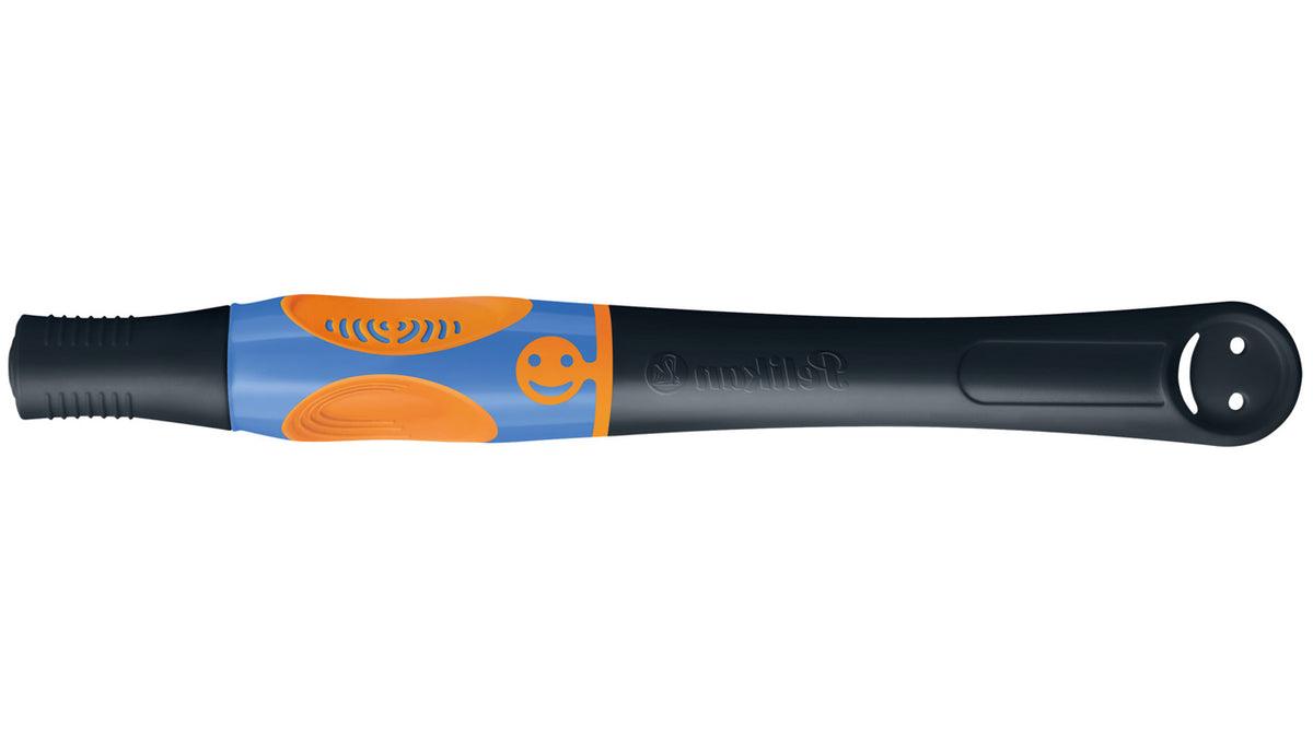 Pelikan-Griffix-Tintenroller-821018-Neon-Black-schwarz-Linkshander-Kappe-geschlossen-lafueliki